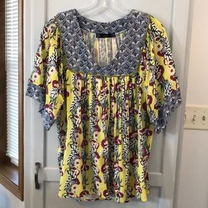 Tru Lux floral top